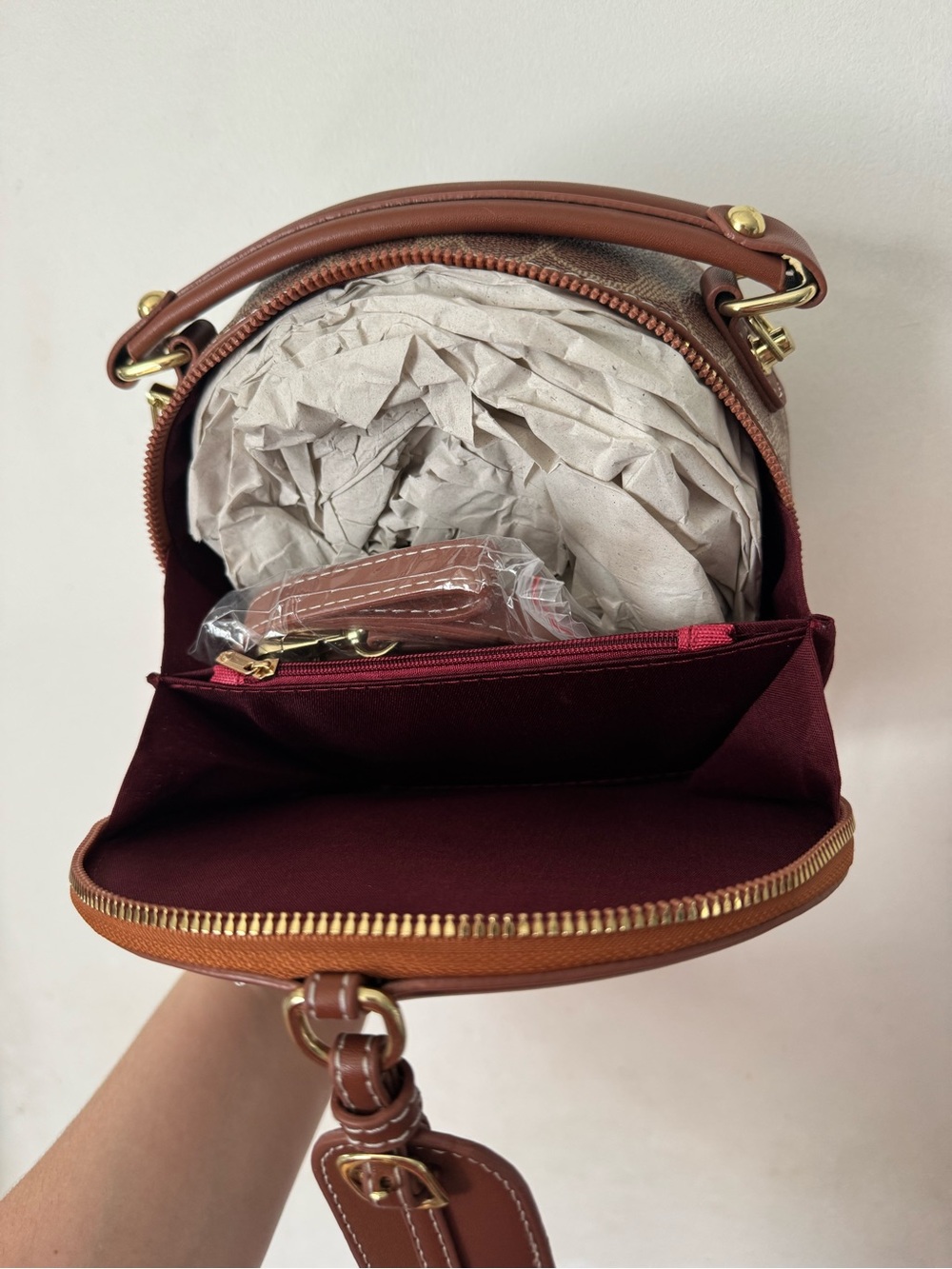 NWOT Brown Signature Round Bag - Picture 12 of 12